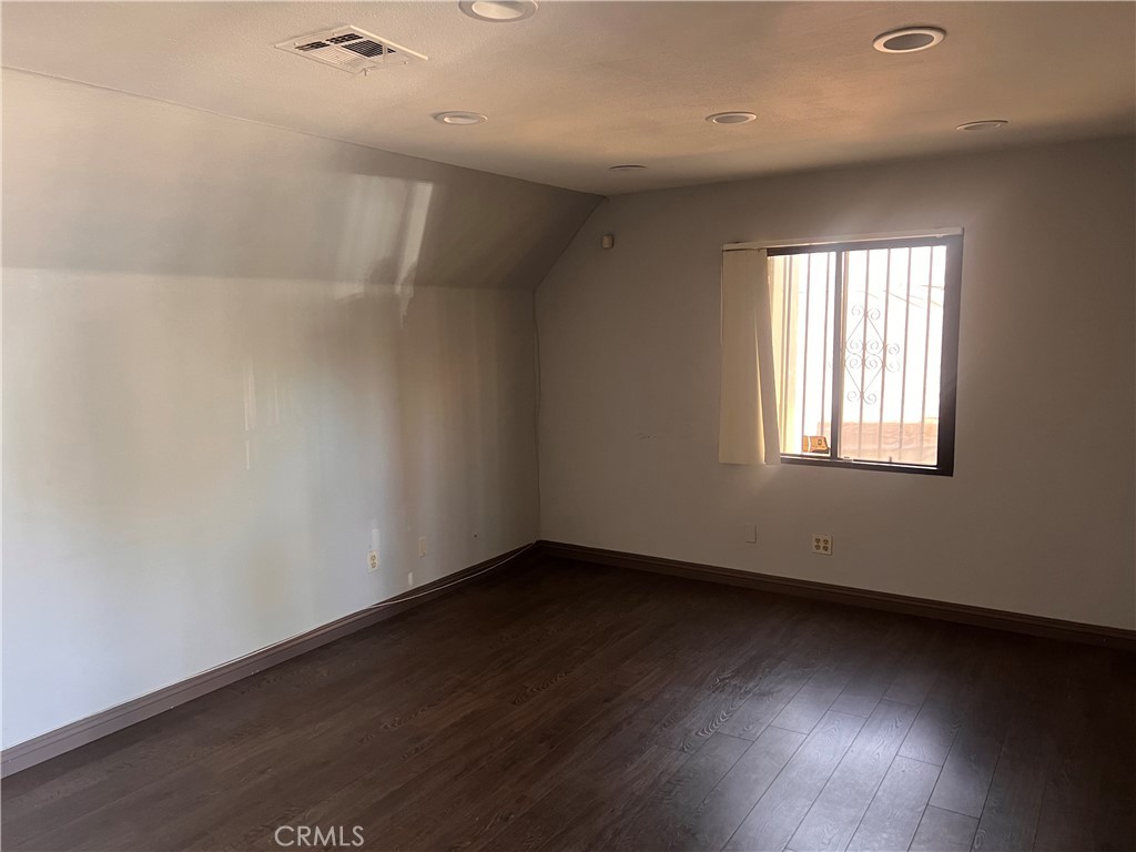 9312 Valley Boulevard