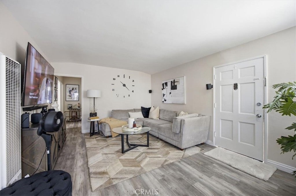 2441 Cedar Avenue