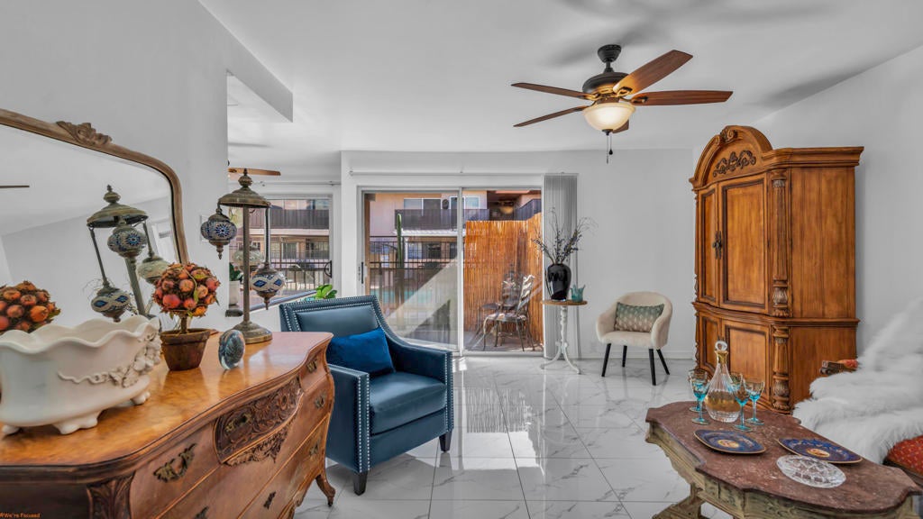 400 N Sunrise Way 106