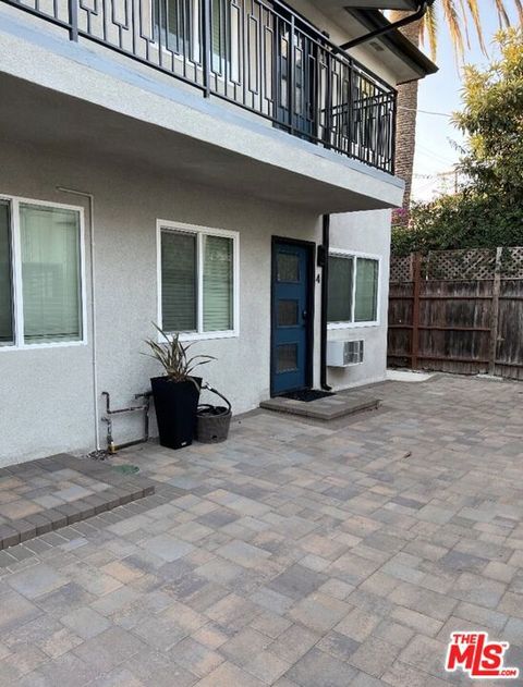 Photo of 2123 S Orange Dr Dr #4, Los Angeles, CA 90016 (MLS # 25603939)
