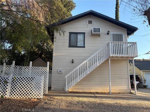 Photo of 531 W Clark St, Redlands, CA 92373 (MLS # IG26030551)