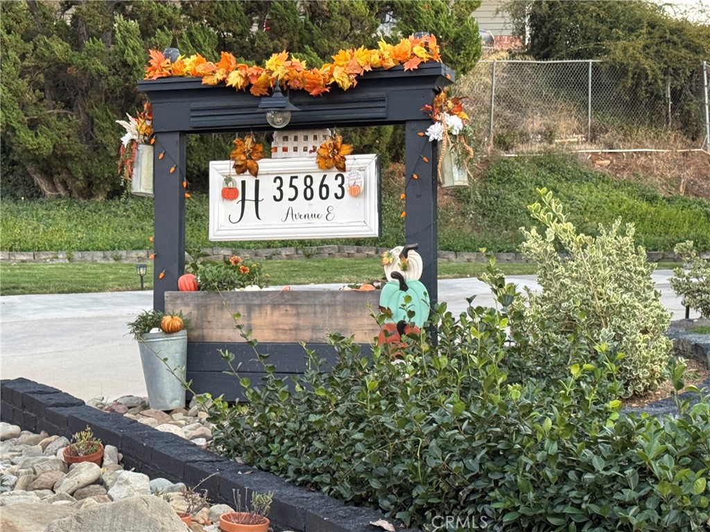 35863 Avenue Avenue E