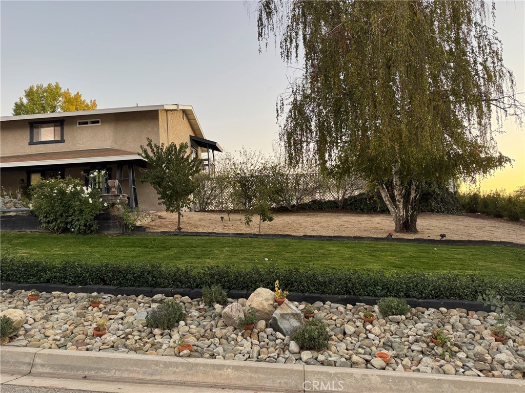 35863 Avenue Avenue E