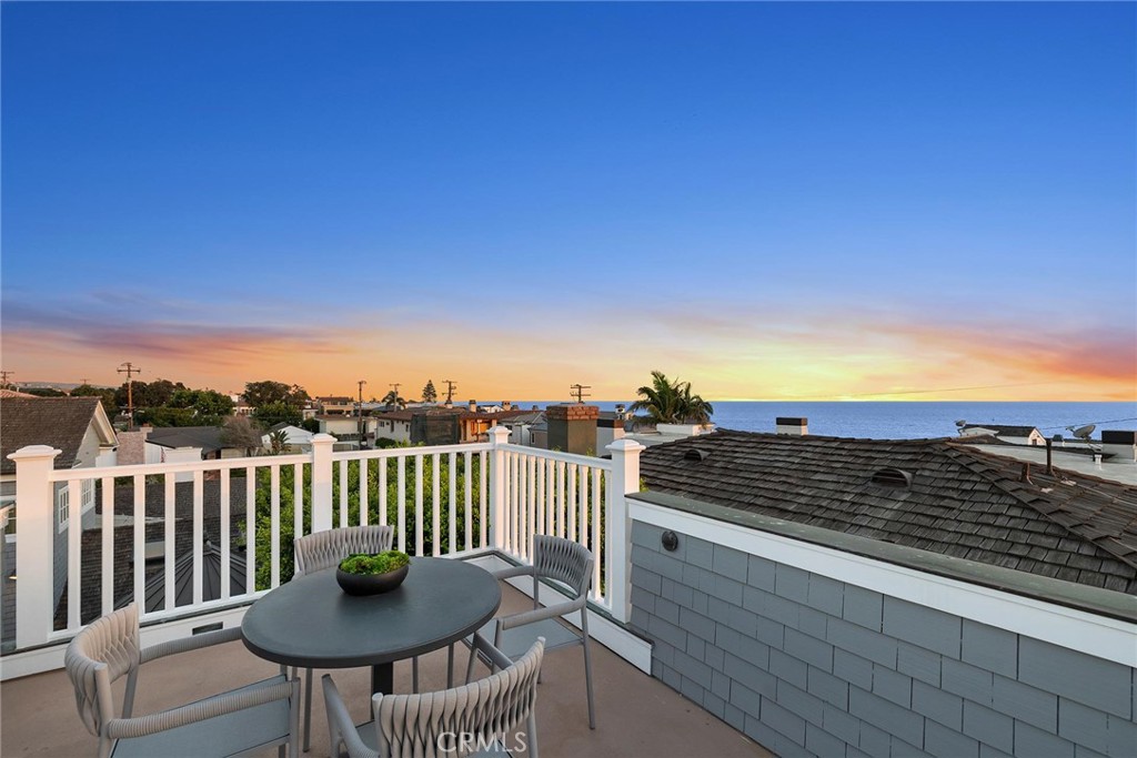Corona del Mar South of PCH (CDMS) - Residential
