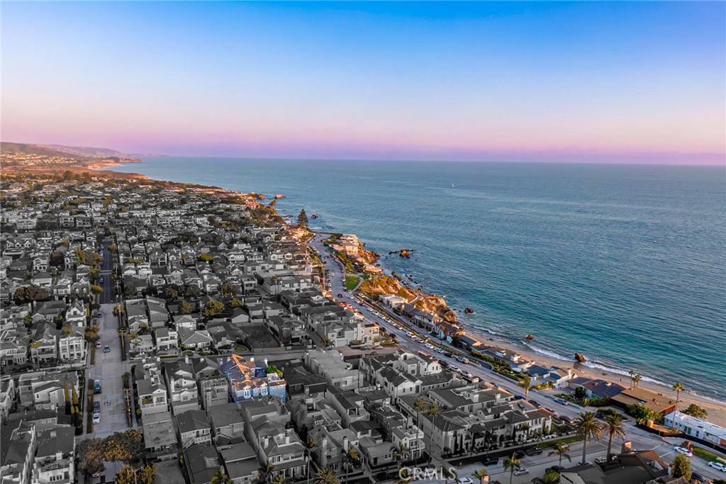 Corona del Mar South of PCH (CDMS) - Residential