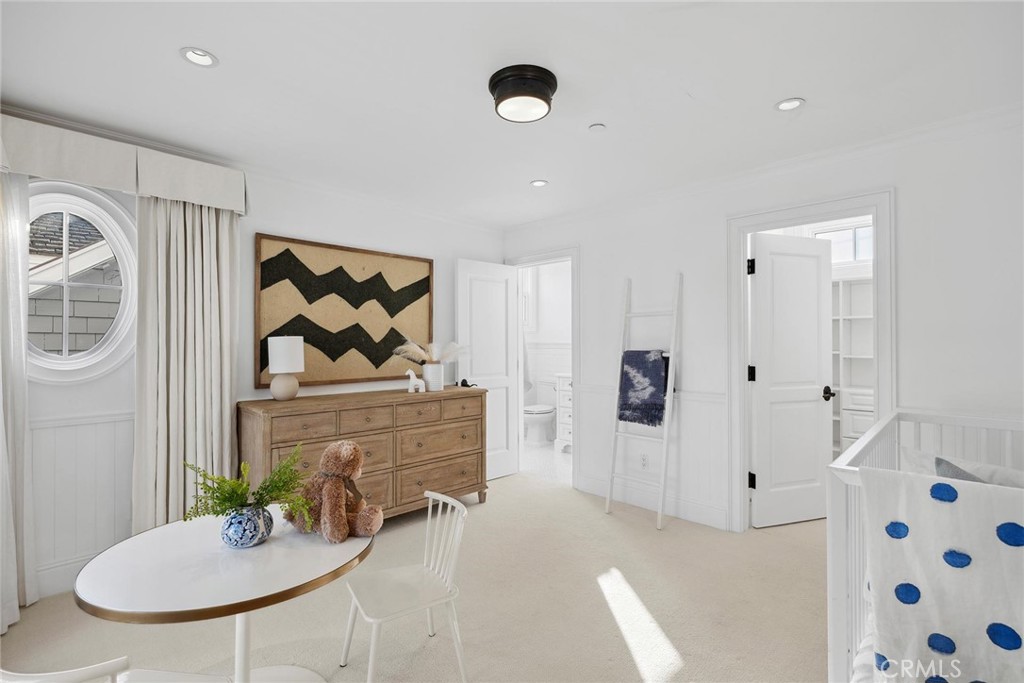 Corona del Mar South of PCH (CDMS) - Residential