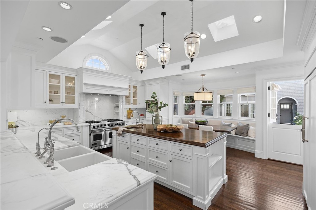 Corona del Mar South of PCH (CDMS) - Residential