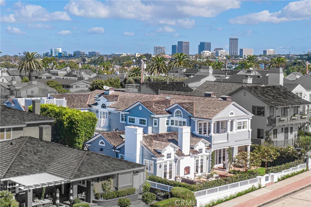 Corona del Mar South of PCH (CDMS) - Residential