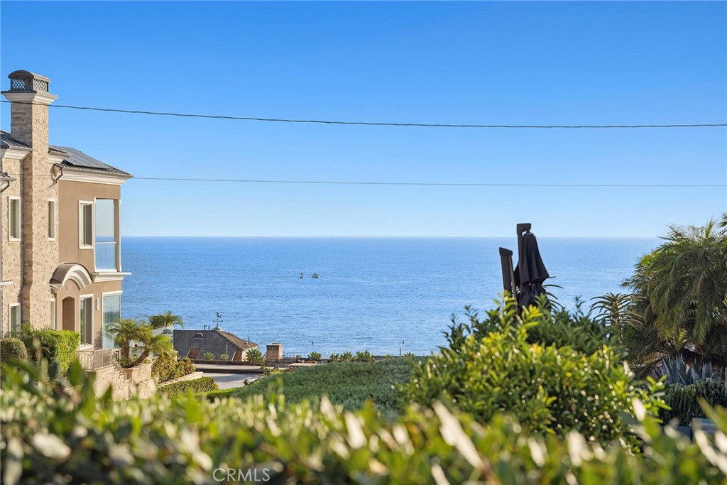 Corona del Mar South of PCH (CDMS) - Residential