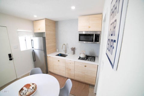 Tiny photo for 145 147 Hollywood Avenue, Oxnard, CA 93035 (MLS # V1-38203)