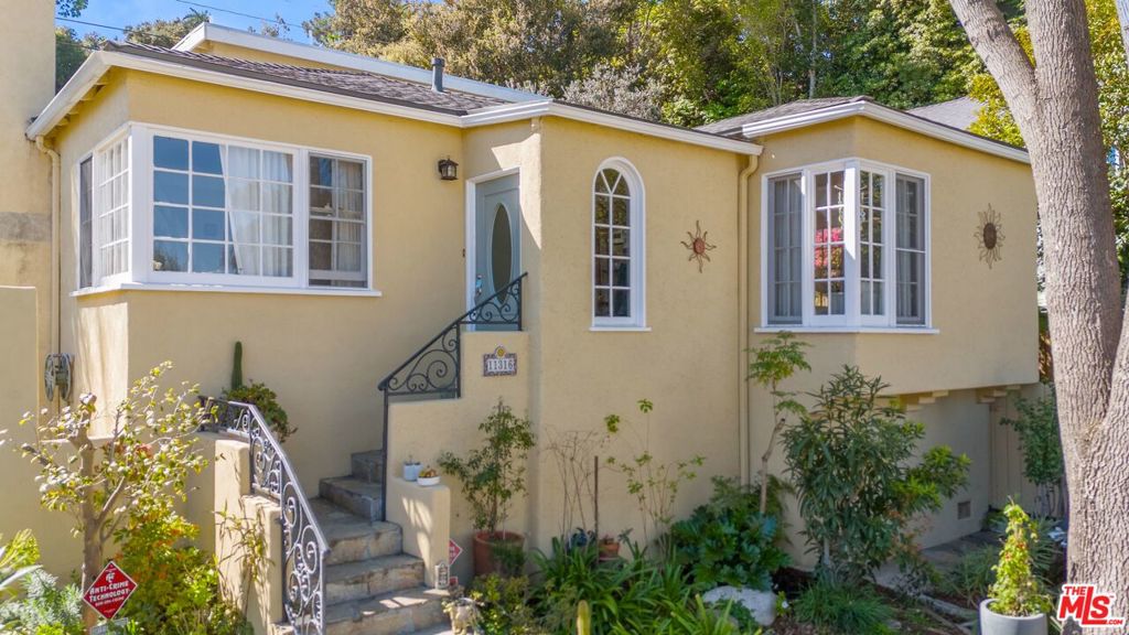 11316 Sunshine Terrace