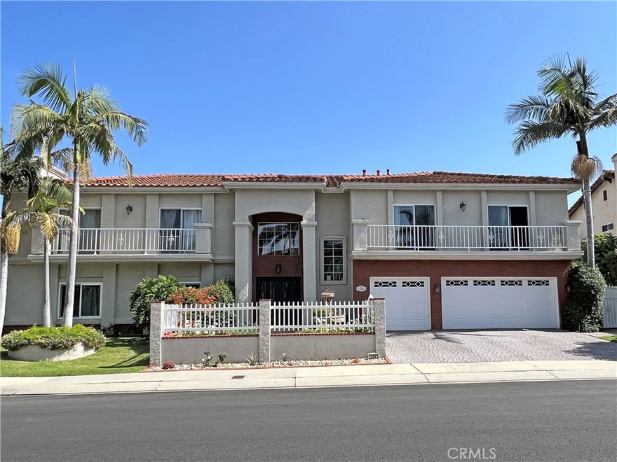 Luxurious 5,300 sq. ft. estate in the highly sought after serene North Tustin neighborhood of Fairhaven Estates. Nestled on a 10,000 sq. ft. lot, this 4-bedroom, 3.5-bath home, built in 1986, offers oversized rooms, 9-foot ceilings, and exceptional privacy in a low-crime area with no nearby commercial developments. Enjoy the freedom of an unincorporated city—no strict HOA rules, flexible exterior customization, and bi-weekly street sweeping without fines. Rapid-response Orange County Sheriff, and fire services are within a mile. All utilities underground, and nearby roads have been recently repaved.