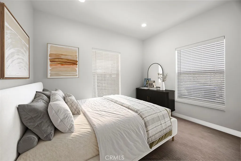 Whittier, California 90605, United States, 7 Bedrooms Bedrooms, ,6 BathroomsBathrooms,Residential,Active,212375