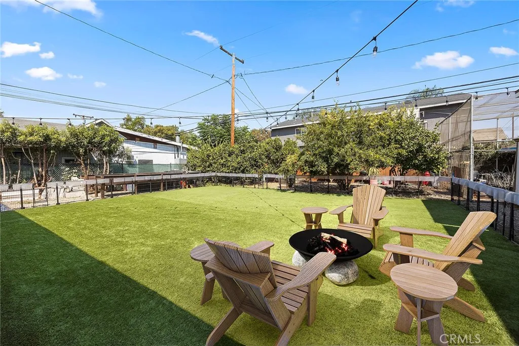 Whittier, California 90605, United States, 7 Bedrooms Bedrooms, ,6 BathroomsBathrooms,Residential,Active,212375