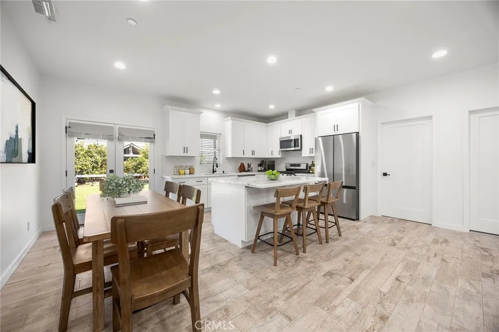 Whittier, California 90605, United States, 7 Bedrooms Bedrooms, ,6 BathroomsBathrooms,Residential,Active,212375