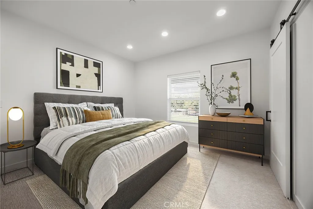 Whittier, California 90605, United States, 7 Bedrooms Bedrooms, ,6 BathroomsBathrooms,Residential,Active,212375