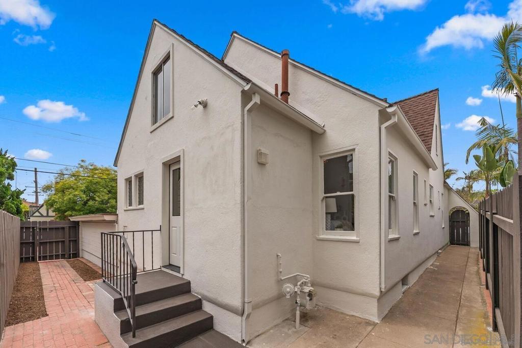 La Jolla - Residential Lease