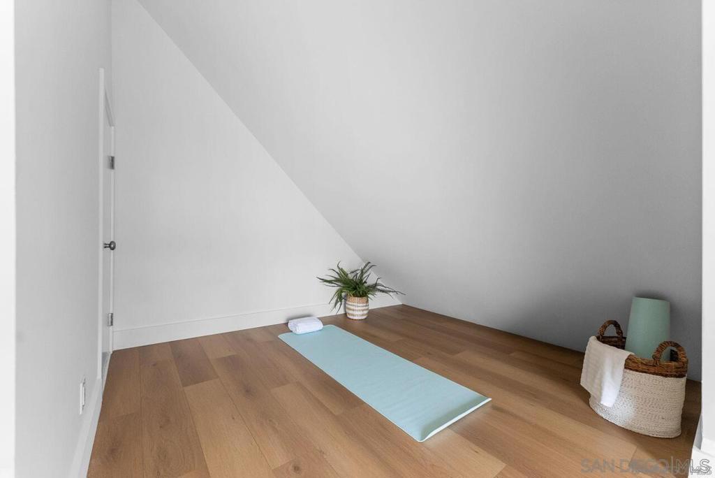 La Jolla - Residential Lease