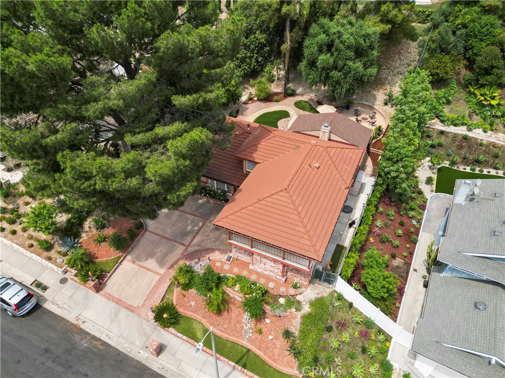 11300 Dulcet Avenue