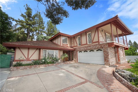 Photo of 11300 Dulcet Avenue, Porter Ranch, CA 91326 (MLS # SR26053835)