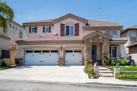 Photo of 24231 Blossom Court, Valencia, CA 91354 (MLS # SR26144831)