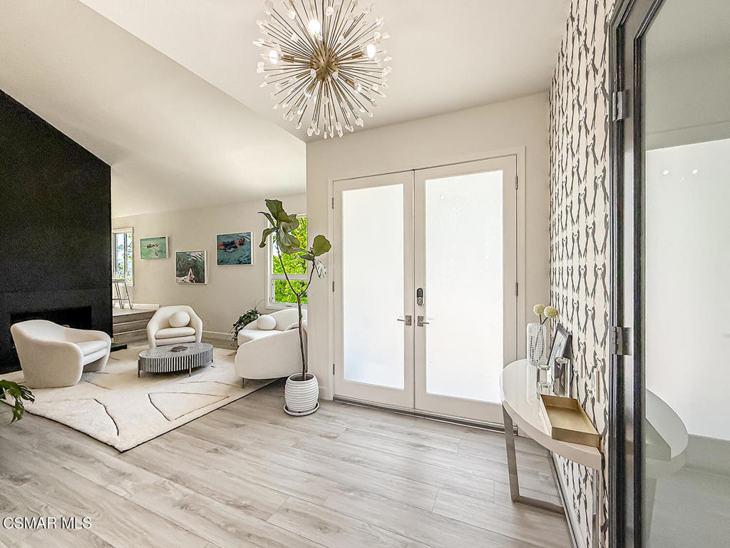 2471 La Granada Drive