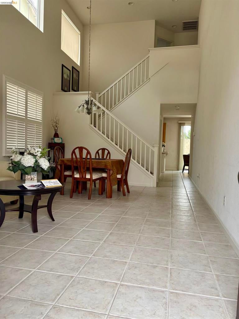 1221 Andrea way