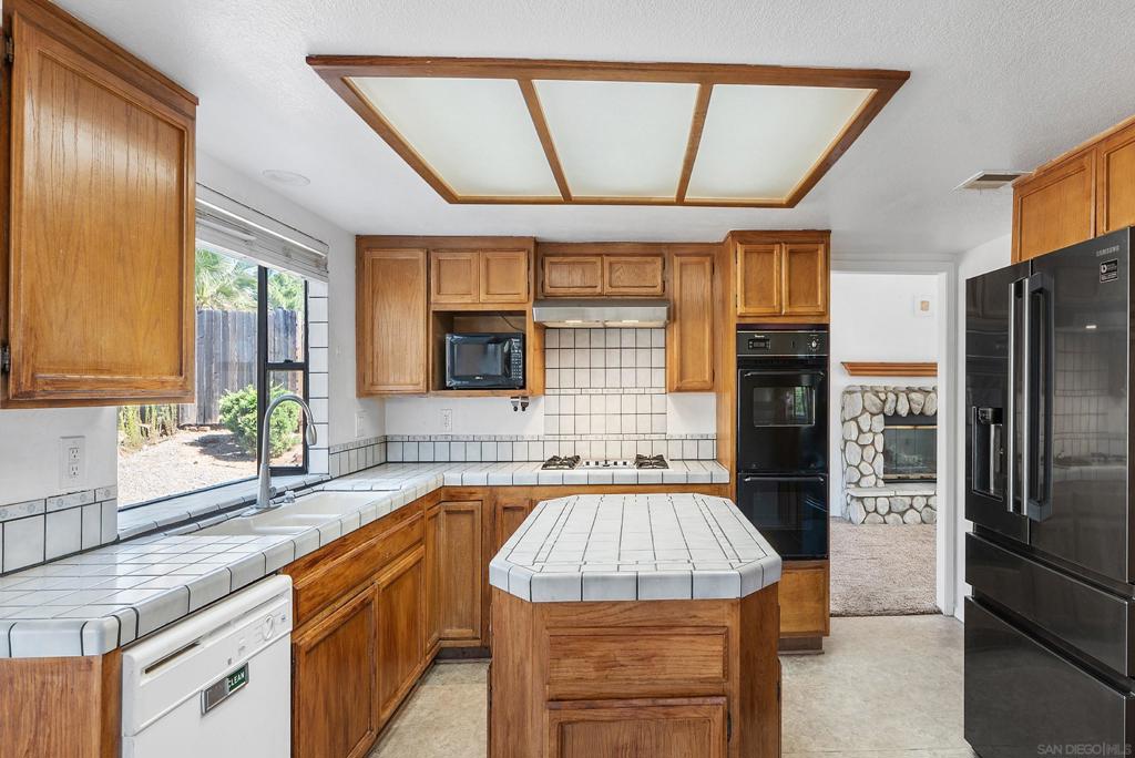 Ramona - Residential