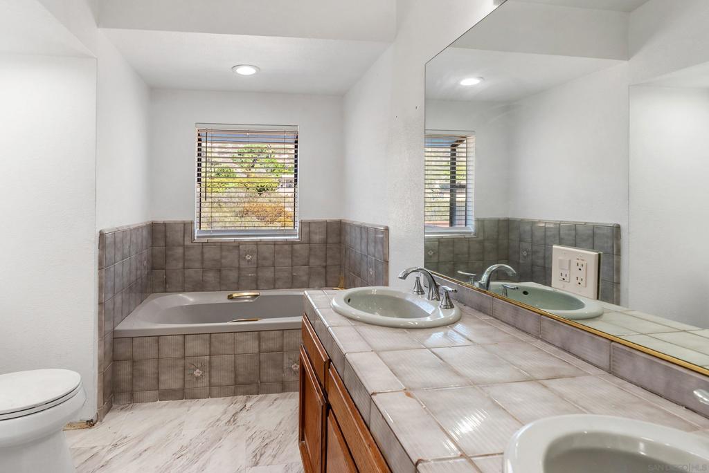 Ramona - Residential