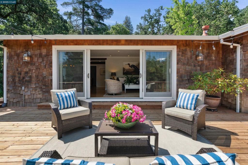 listing image 130729719839488860315