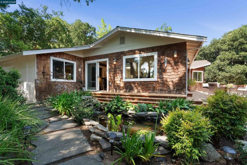 listing image 130720380556207082962