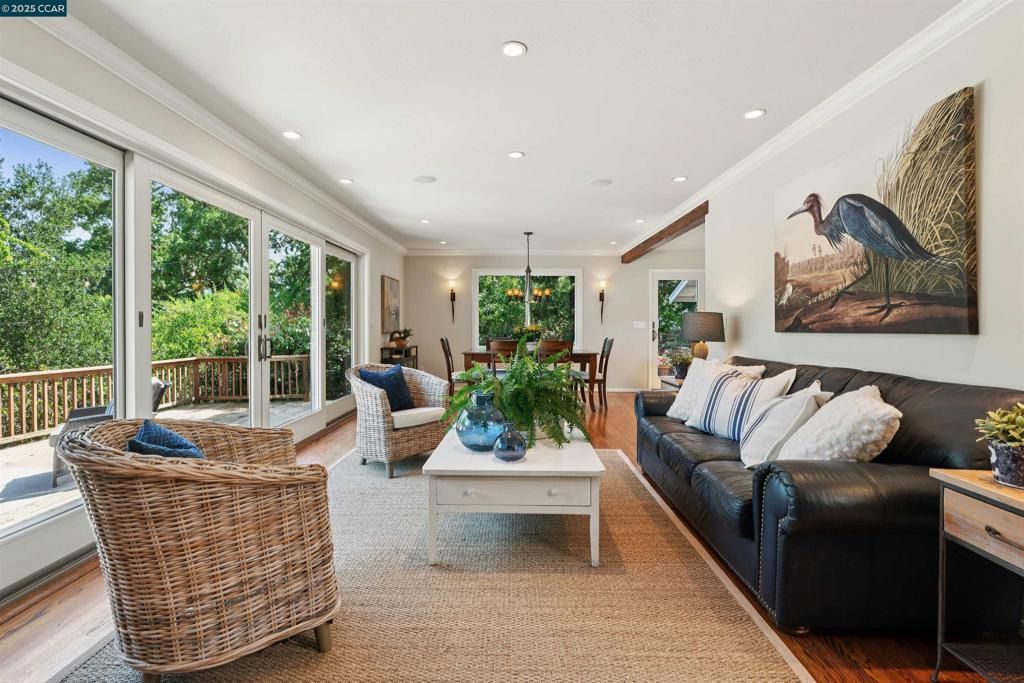 listing image 130726928151421898616