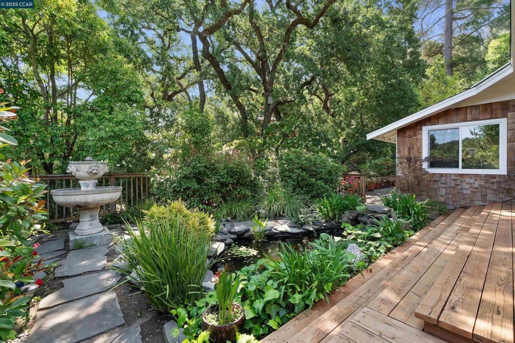 listing image 130721243649226835696