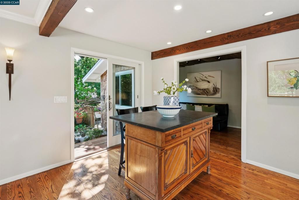 listing image 130722785835725231196