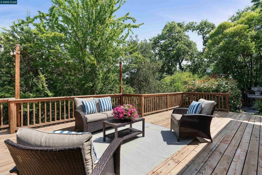 listing image 130720931915620083103