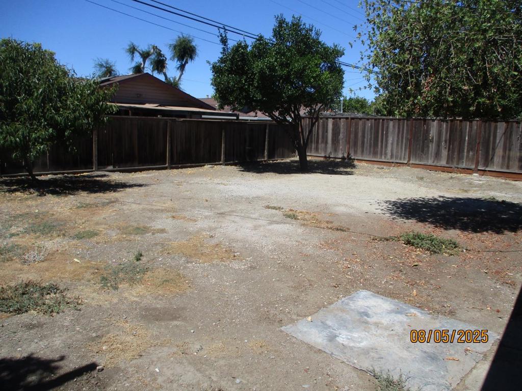 2621 Othello Avenue