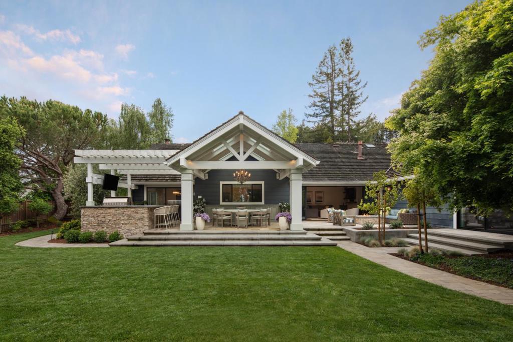 SONOMA FARMHOUSE: READY FOR GAME DAY! Wow Factor opportunity for Hillsborough's most exciting and dynamic indoor/outdoor lifestyle! All remodeled inside and out at the very best cul-de-sac in prestigious Lakeview! Meet, Mingle, Fun in the Sun, from Coffee to Cocktails, Super Bowl Parties, All Day on the Sport Court, Grill and Chill, Easter Egg Hunts, the best play dates ever, Margaritas never tasted better, Take a Deep Breath in a cozy chair by the Firepit...It's all here! Super-smooth modern floorplan of 3,670 sq. ft. flows mostly on one level from indoors to outdoors, with 4 beds on the main level together, plus upper level for teen suite, hobbies/5th bed. Bling factors of remodeled kitchen Wolf, Sub-Zero, 2 Thermador dishwashers,12 ft. ceiling, plus the Primary Suite with huge walk-in closet & decadent bathroom. World-class entertaining pavilion of outdoor kitchen, 42-inch Lynx Grill & more. Flat lawns in sunny privacy on .56 Acre, 100% usable, plus a pro full sport court @ side