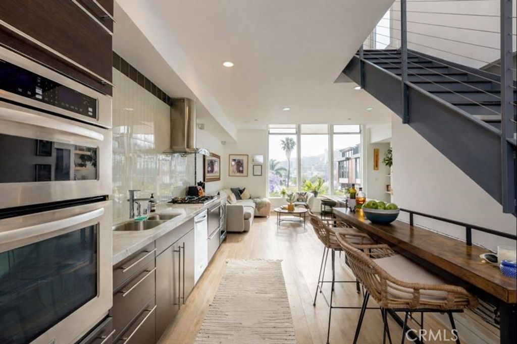 Photo of 1250 N Harper Avenue #306, West Hollywood, CA 90046 (MLS # GD25197474)