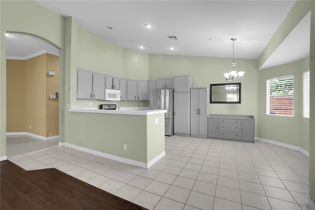 13809 Green Vista Drive