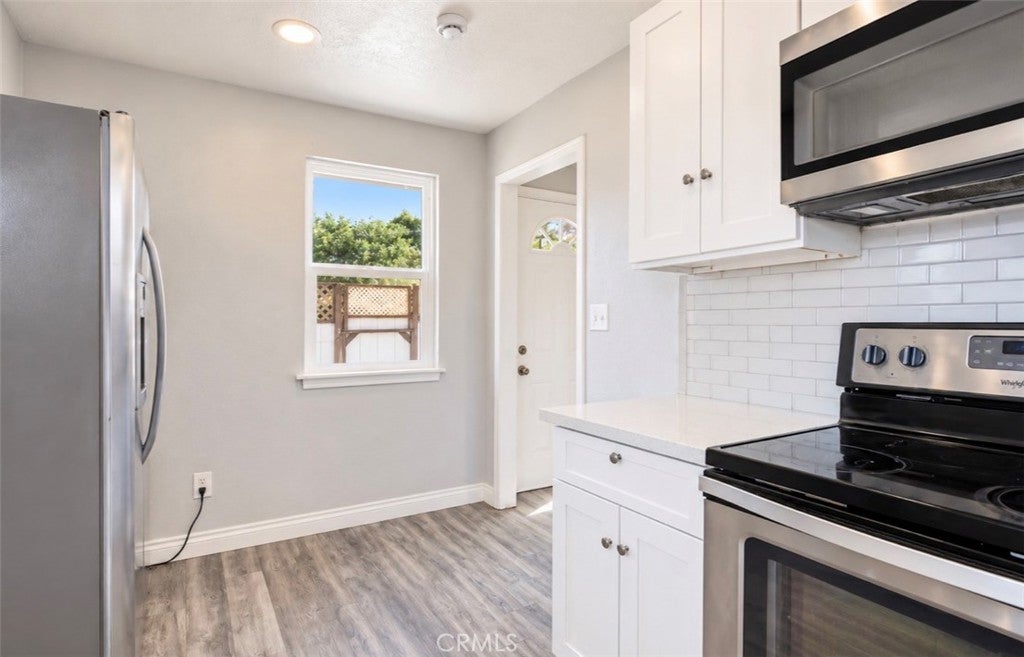 464 W 34th Street