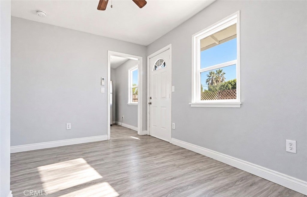 464 W 34th Street