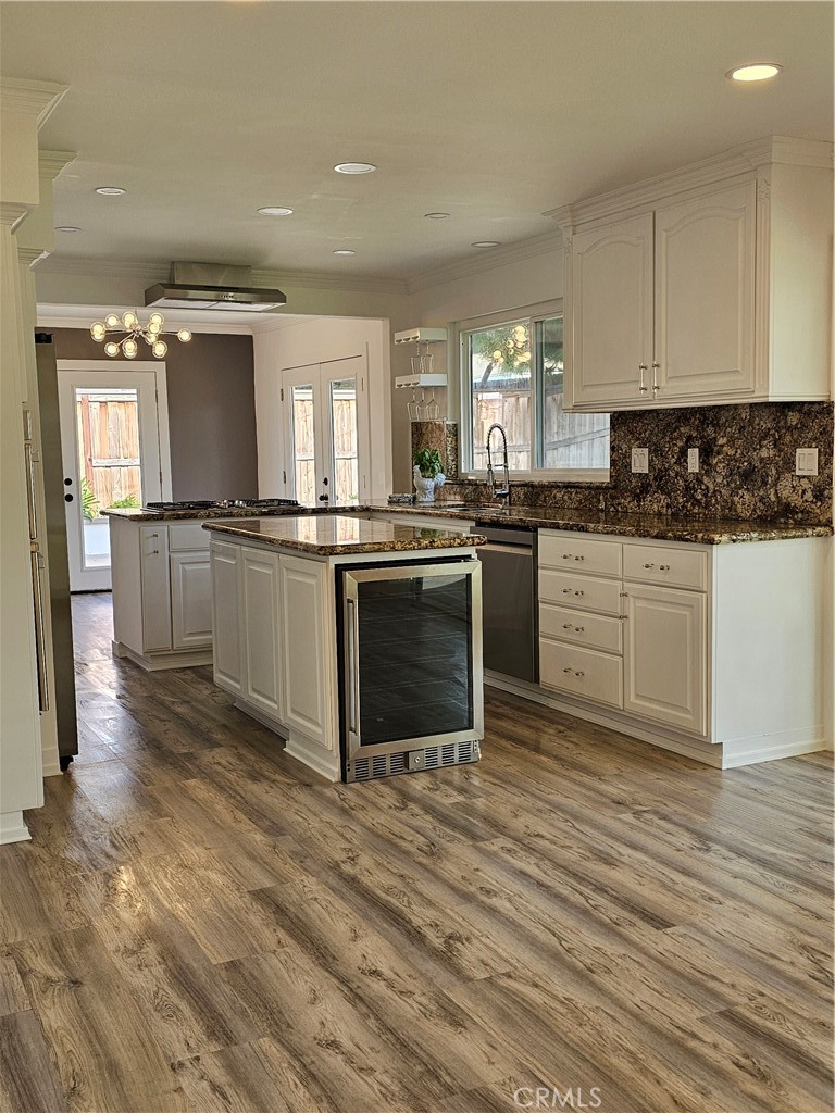 13772 Sanderstead Road