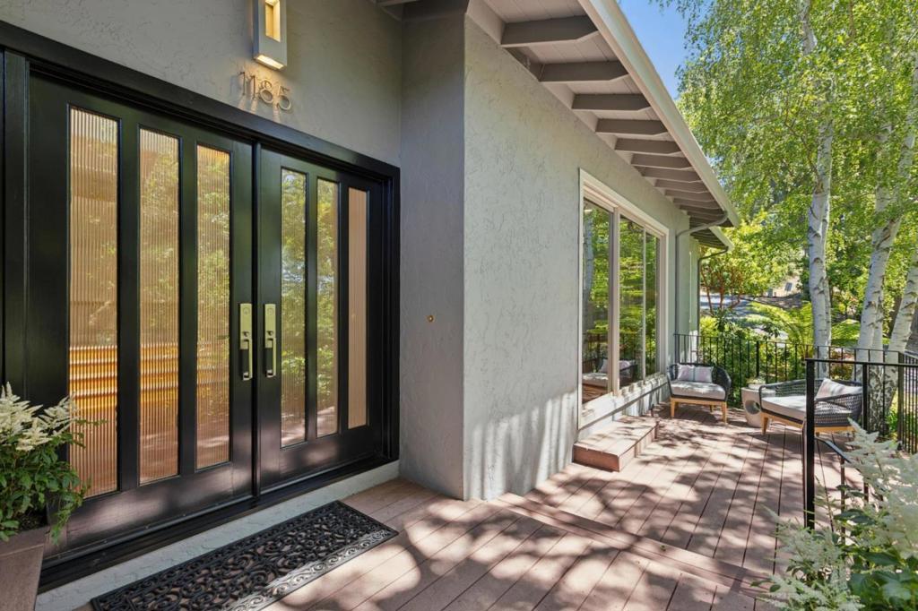 1185 Trinity Drive