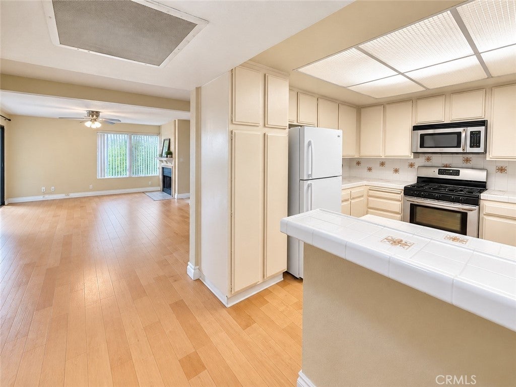 16581 Grunion Lane 105