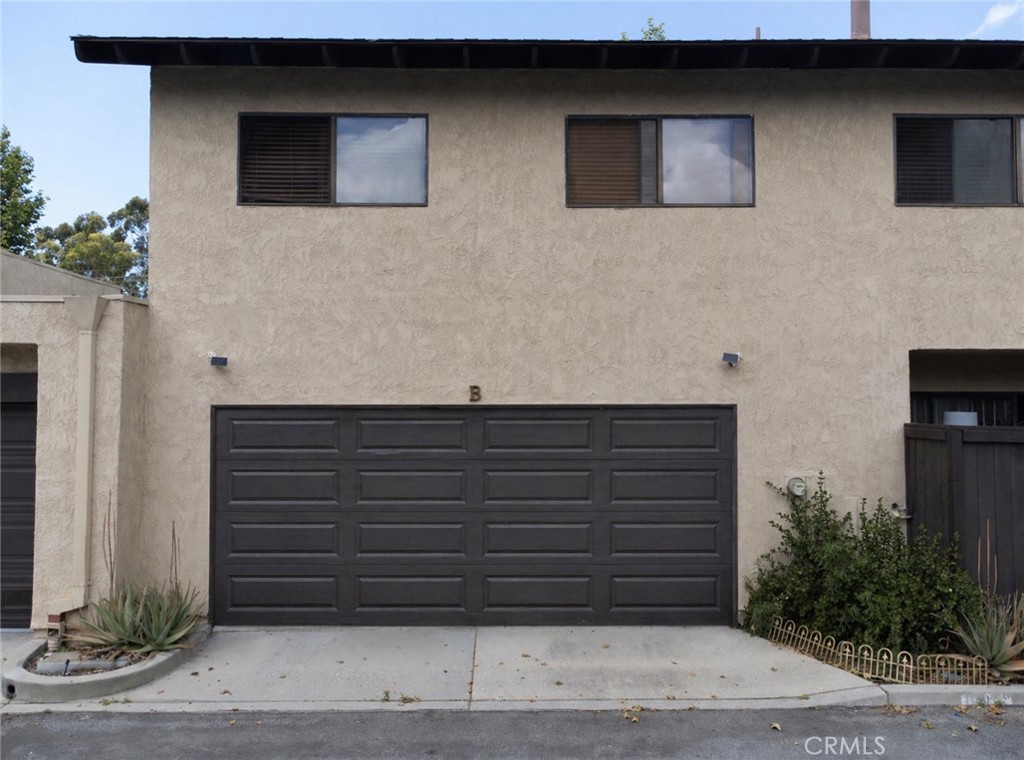 1801 PARK GLEN B