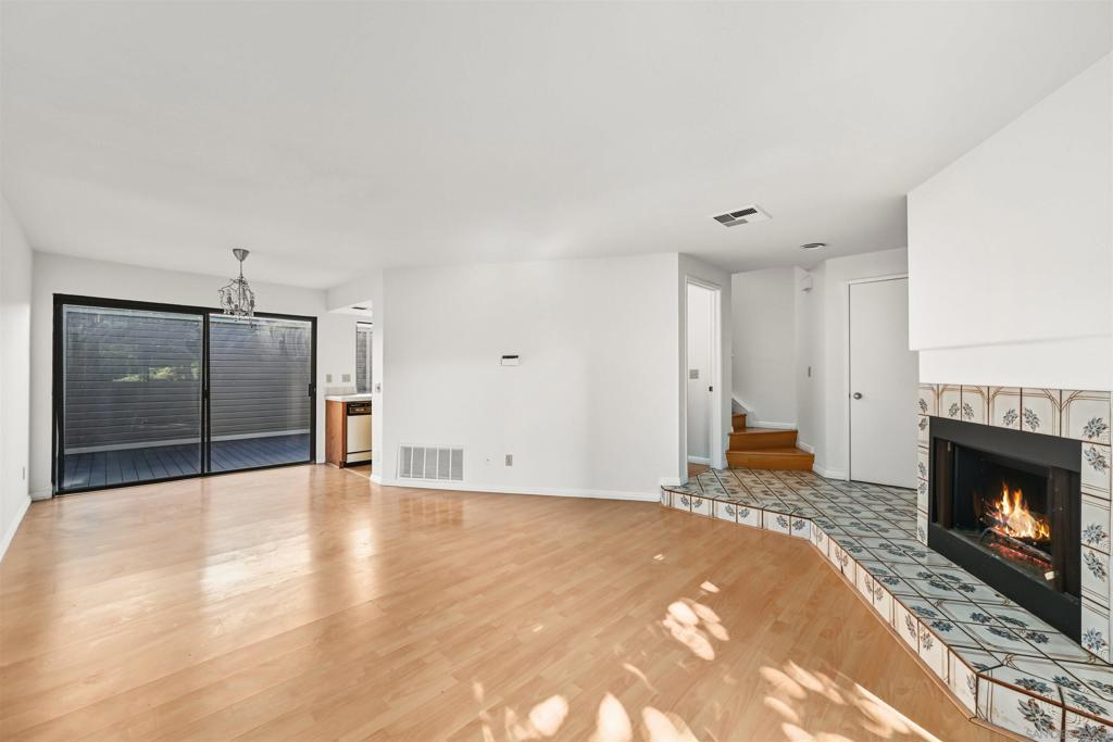 9260 Towne Centre Dr 17