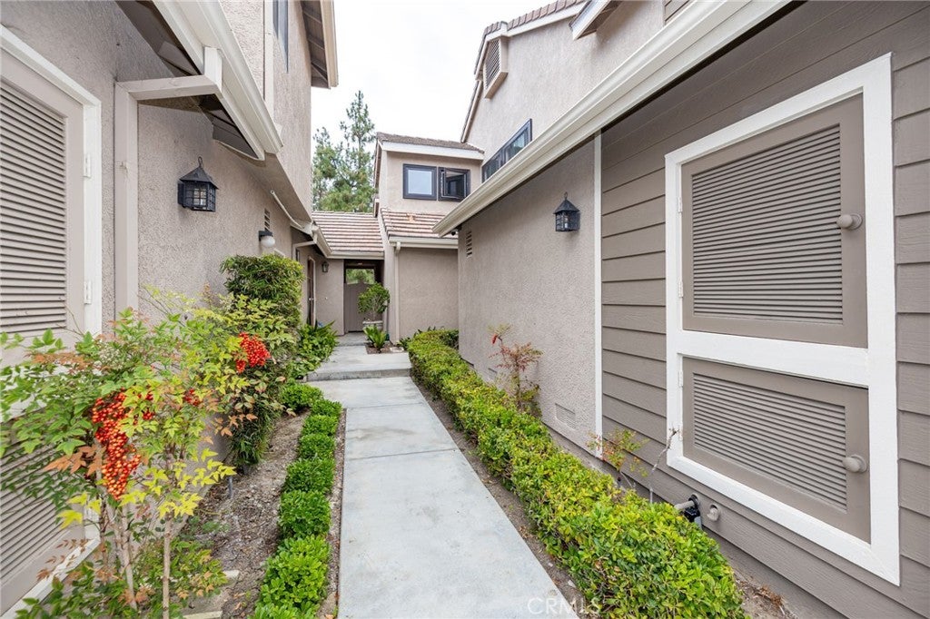 24681 Sutton