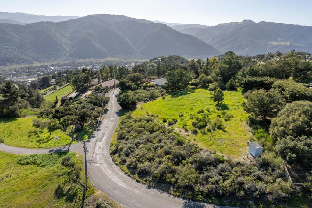 344 El Caminito Road