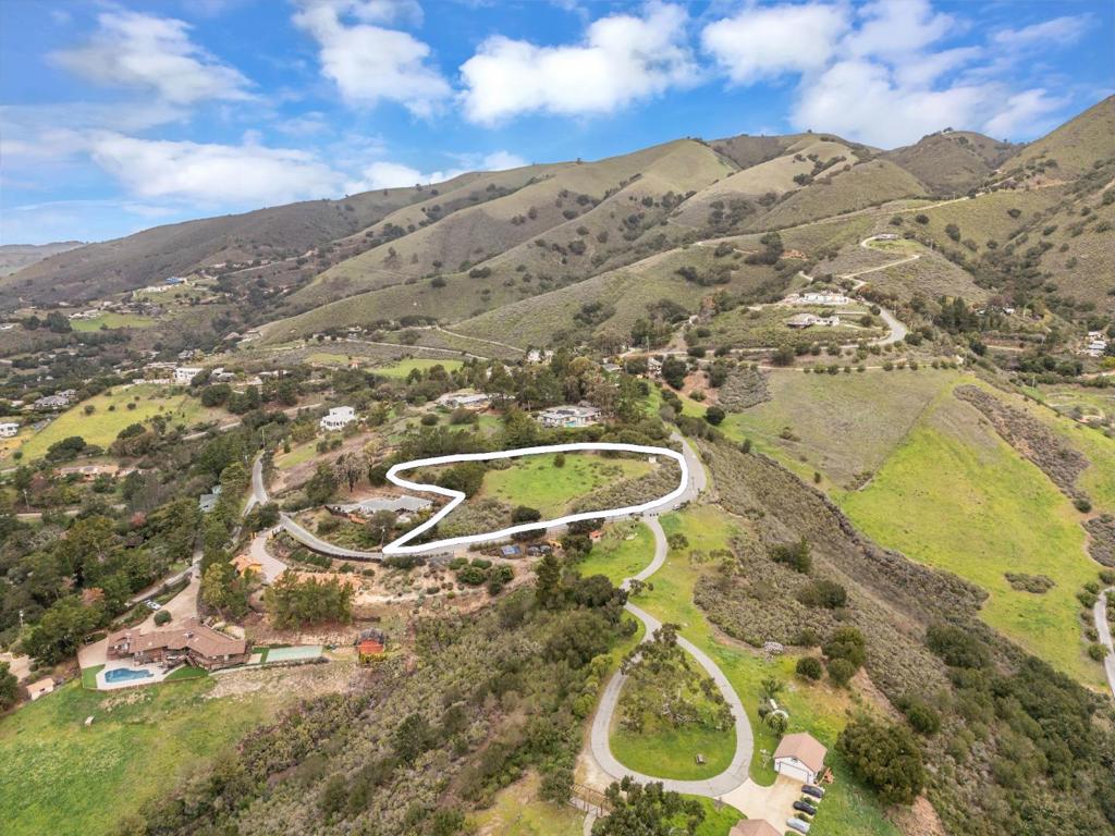 344 El Caminito Road