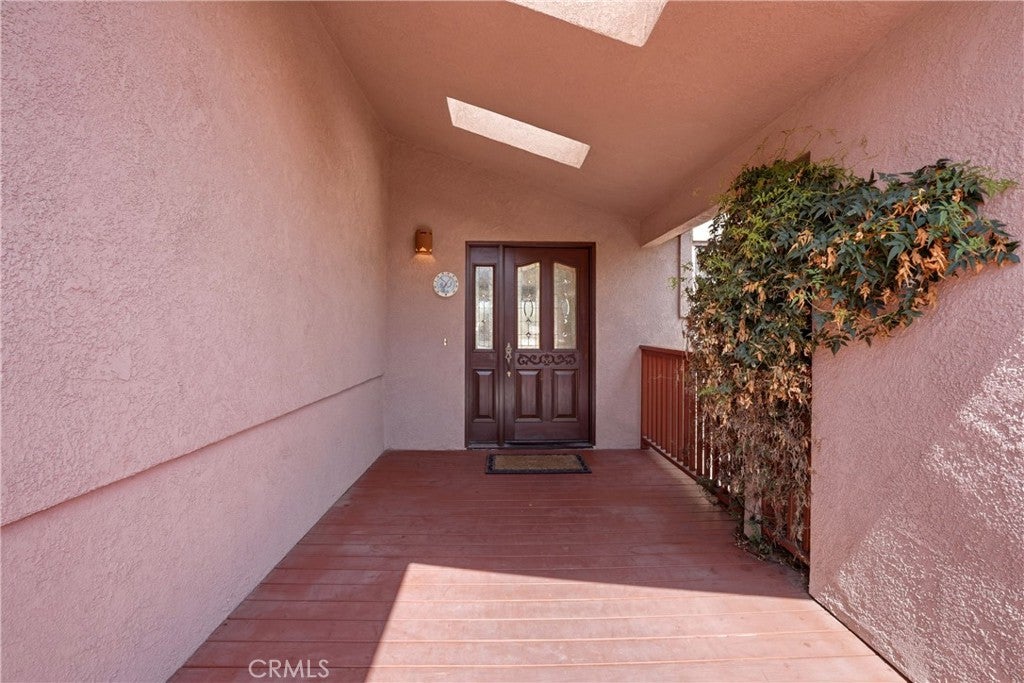 887 N 5th